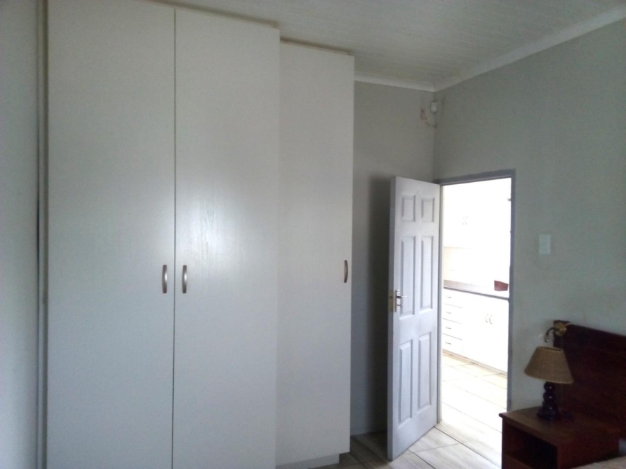 5 Bedroom Property for Sale in Kleinbaai Western Cape